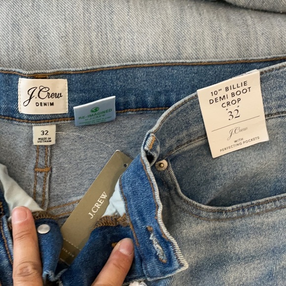 Jcrew 10” Billie Demi boot crop jeans - Picture 2 of 3